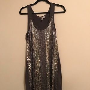 🏔Gray sequin dress by Old Navy